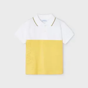 Поло тениска embossed WAVE в жълто и бяло за мини момче Mayoral