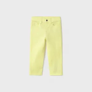 Панталон серж slim fit basic в бледо жълт цвят за мини момче Майорал