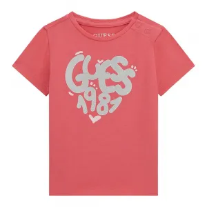 Коралова тениска за бебе момиче със сребрист надпис Guess
