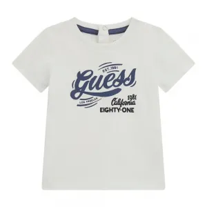 Бяла памучна тениска за бебе момче със син надпис Guess