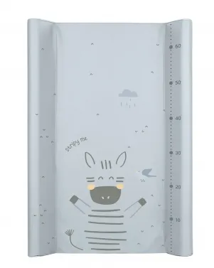 Мека PVC подложка за повиване 50х80см Stripy Friends - KikkaBoo