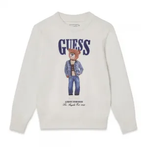Стилен бял пуловер за мини момче с цветно голямо мече и надпис Guess