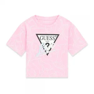 Розова тениска с къс и широк дизайн за момиче с бели детайли и лого Guess Love